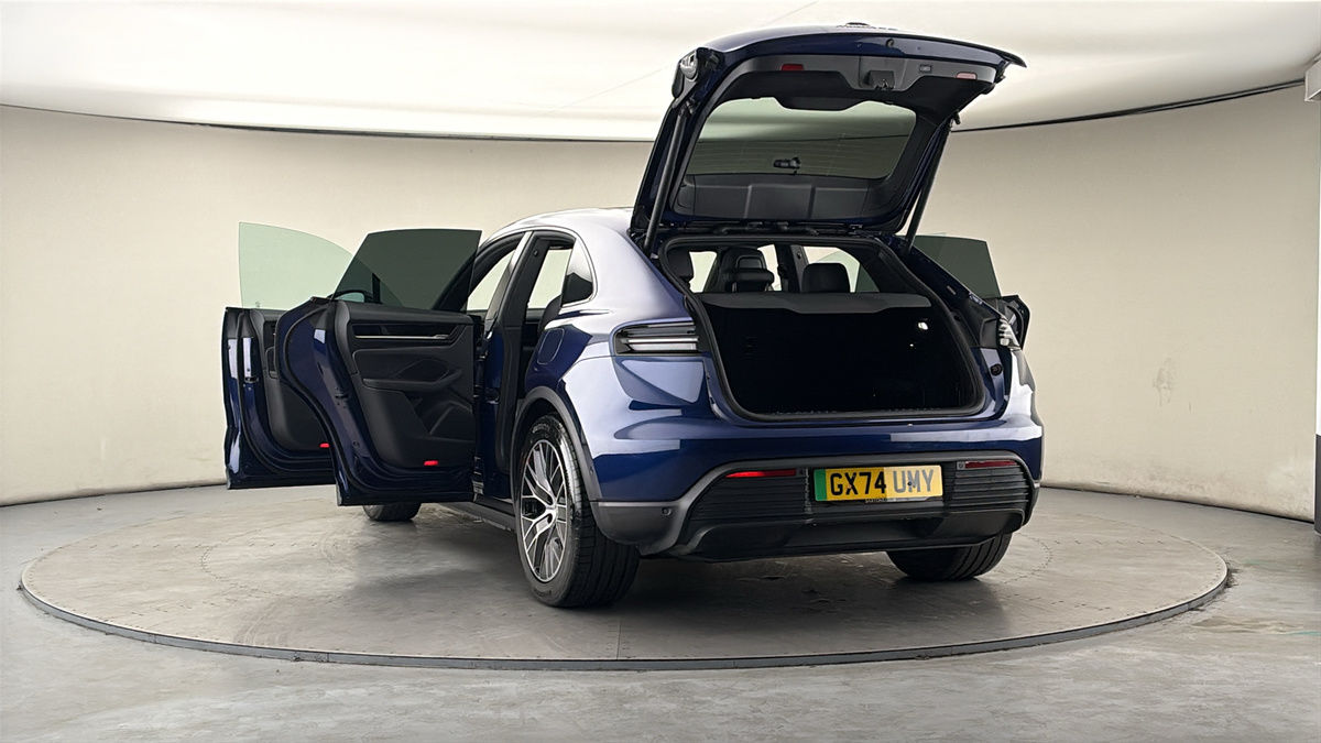 Used Porsche Macan 2024 for sale - 78045298: Photo 61