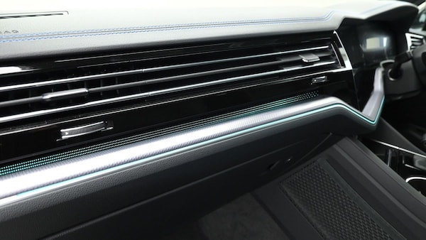 Used Volkswagen Touareg 2023 for sale - 74107105: Photo 19