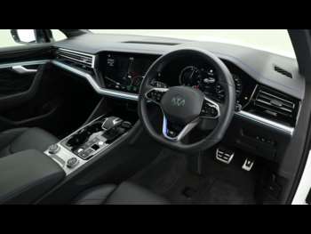 Used Volkswagen Touareg 2023 for sale - 74107105: Photo