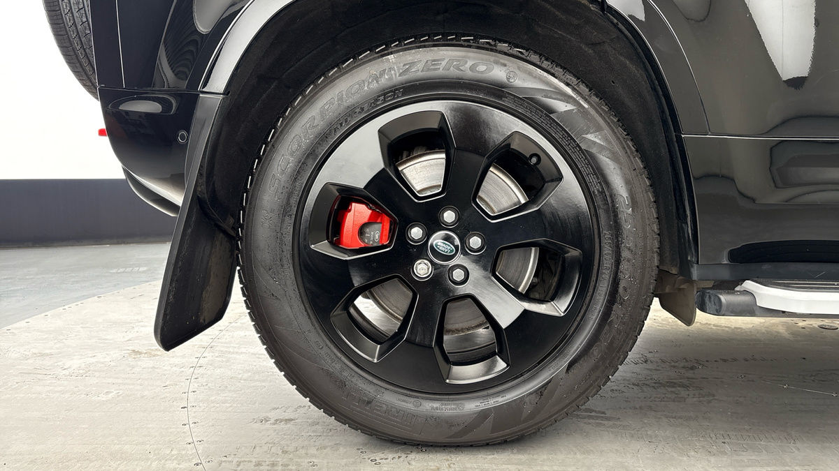 Used Land Rover Defender 110 2024 for sale - 76081561: Photo 10