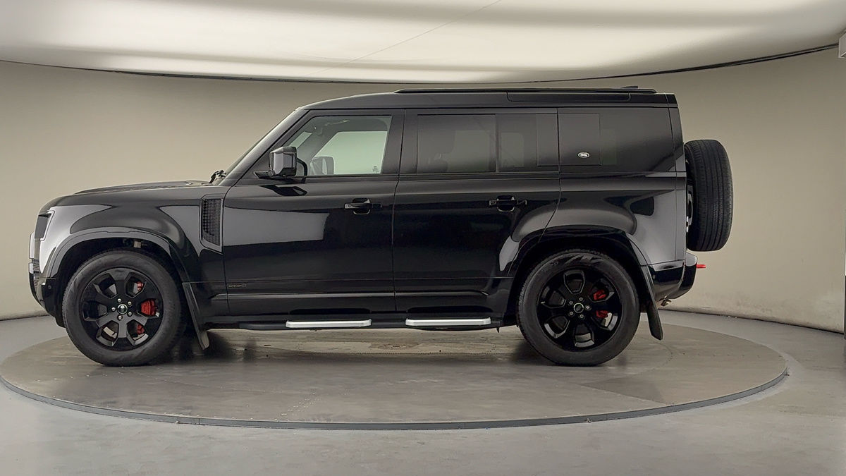 Used Land Rover Defender 110 2024 for sale - 76081561: Photo 15