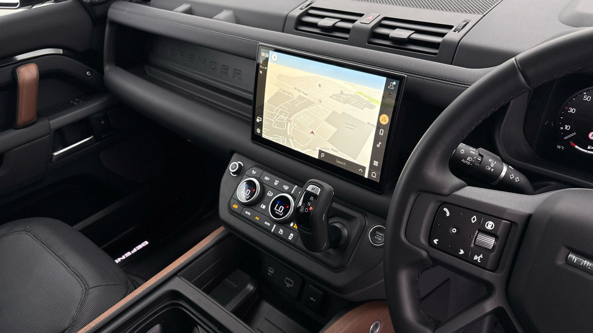 Used Land Rover Defender 110 2024 for sale - 76081561: Photo 18