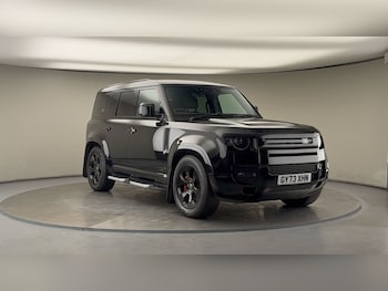 Used Land Rover Defender 110 2024 for sale - 76081561: Photo