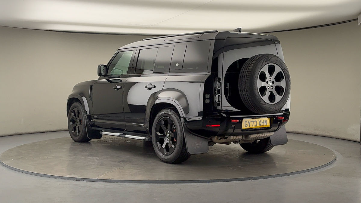 Used Land Rover Defender 110 2024 for sale - 76081561: Photo 2