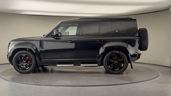Used Land Rover Defender 110 2024 for sale - 76081561: Photo 27