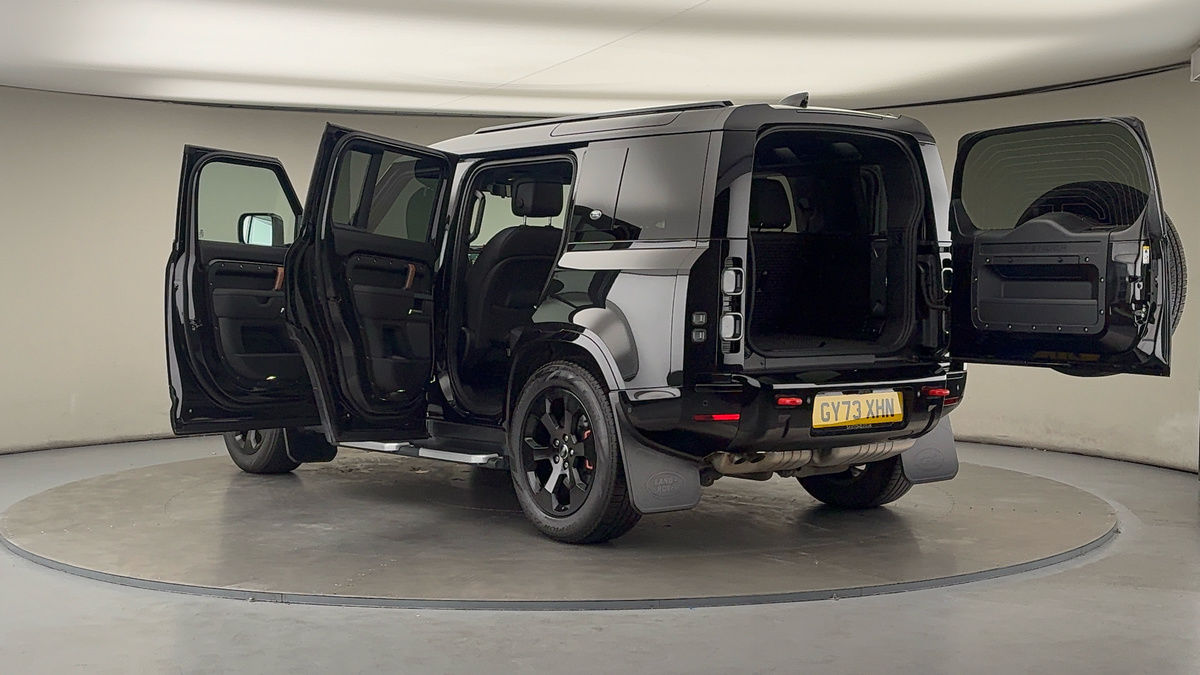 Used Land Rover Defender 110 2024 for sale - 76081561: Photo 43