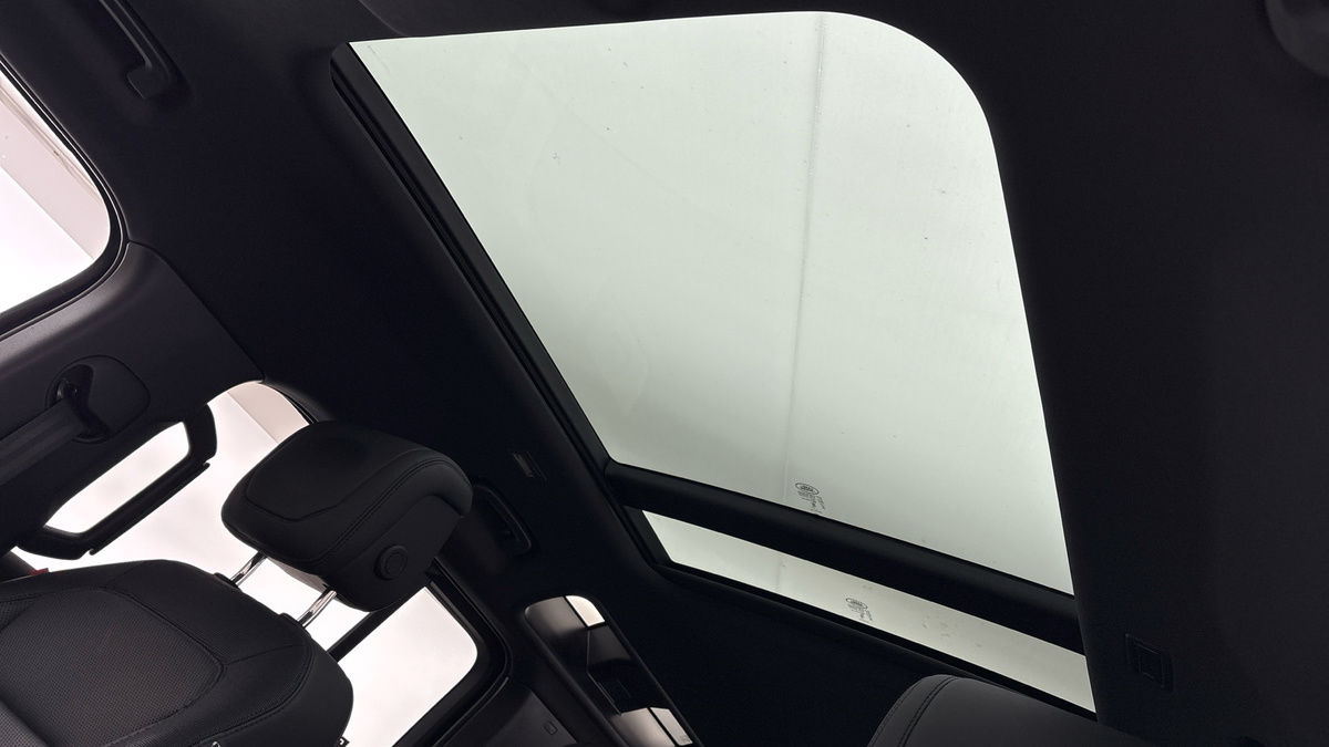 Used Land Rover Defender 110 2024 for sale - 76081561: Photo 6