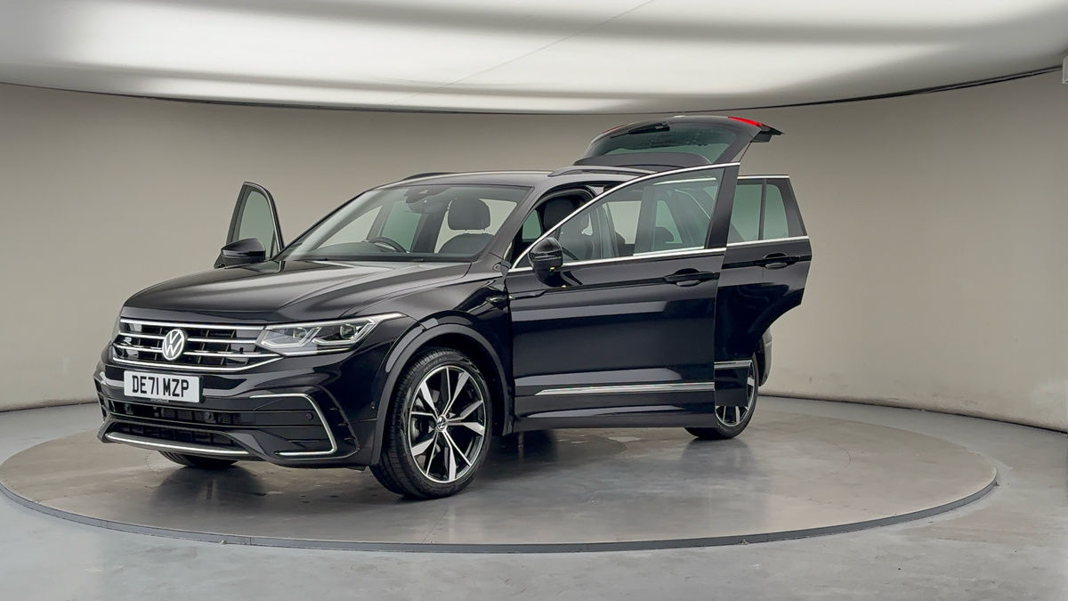 Used Volkswagen Tiguan 2021 for sale - 76256978: Photo 50