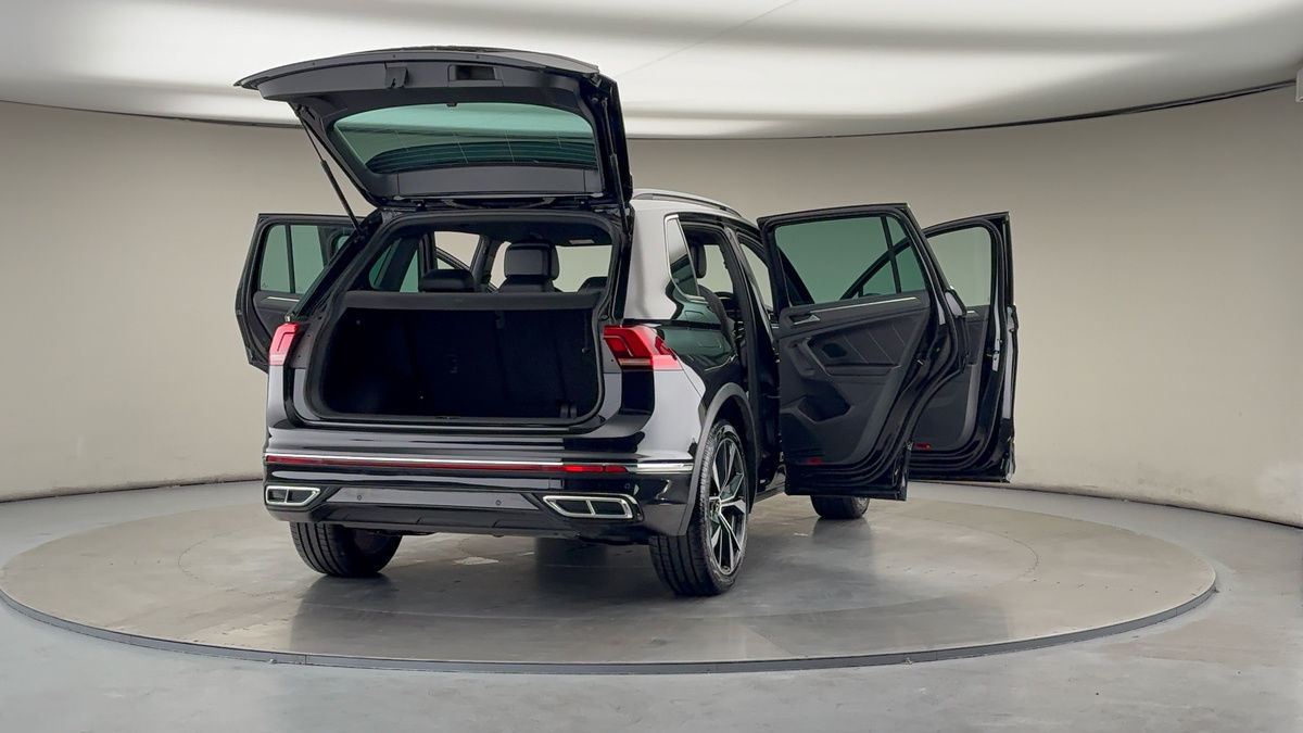 Used Volkswagen Tiguan 2021 for sale - 76256978: Photo 60