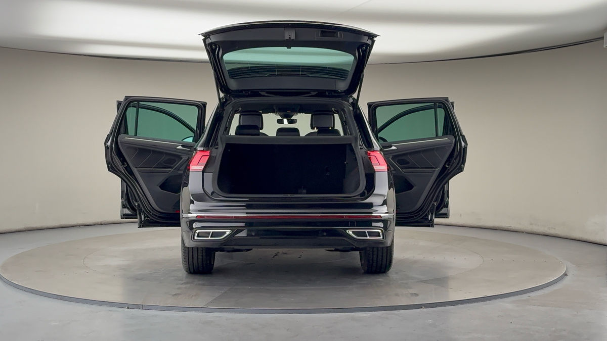 Used Volkswagen Tiguan 2021 for sale - 76256978: Photo 61