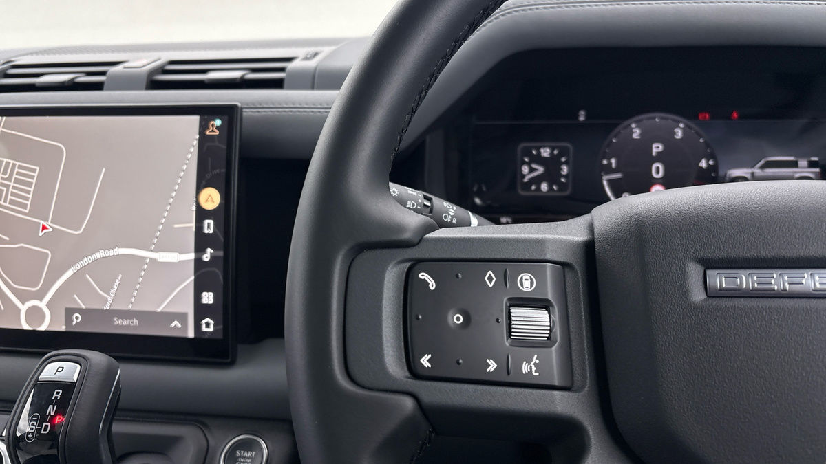 Used Land Rover Defender 110 2024 for sale - 77277058: Photo 13