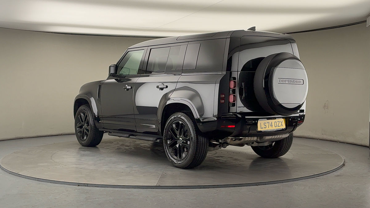 Used Land Rover Defender 110 2024 for sale - 77277058: Photo 2