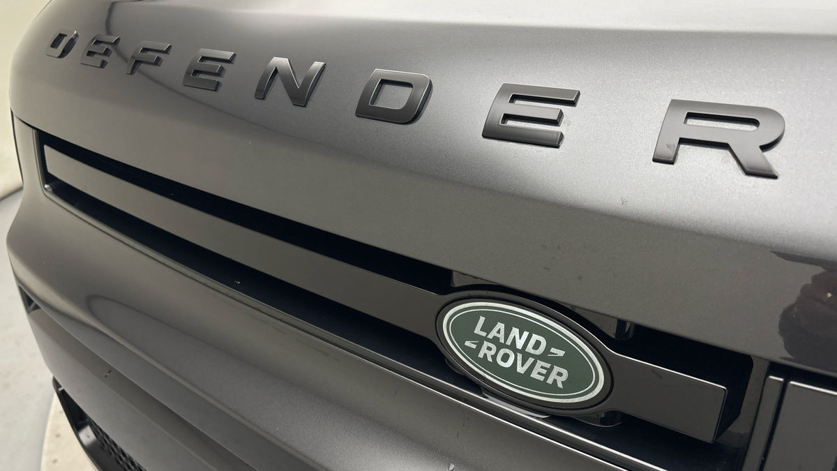 Used Land Rover Defender 110 2024 for sale - 77277058: Photo 24