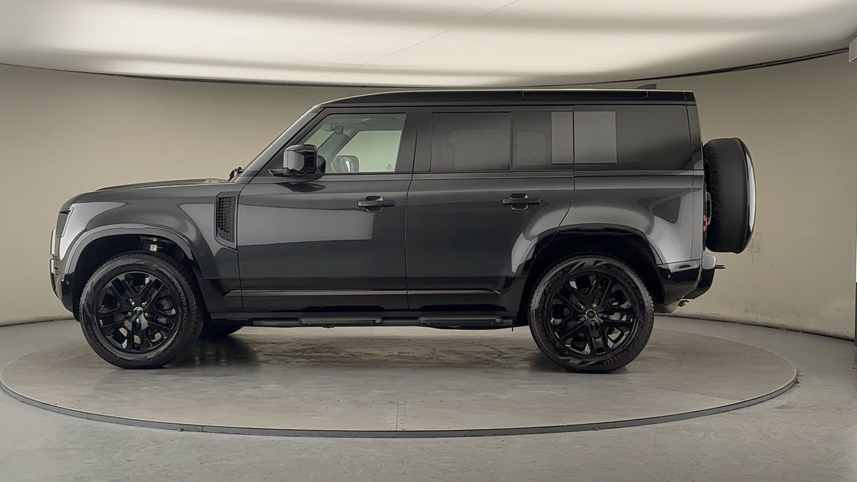 Used Land Rover Defender 110 2024 for sale - 77277058: Photo 27