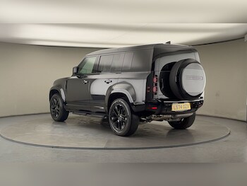 Used Land Rover Defender 110 2024 for sale - 77277058: Photo