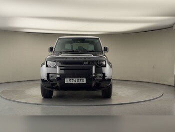 Used Land Rover Defender 110 2024 for sale - 77277058: Photo