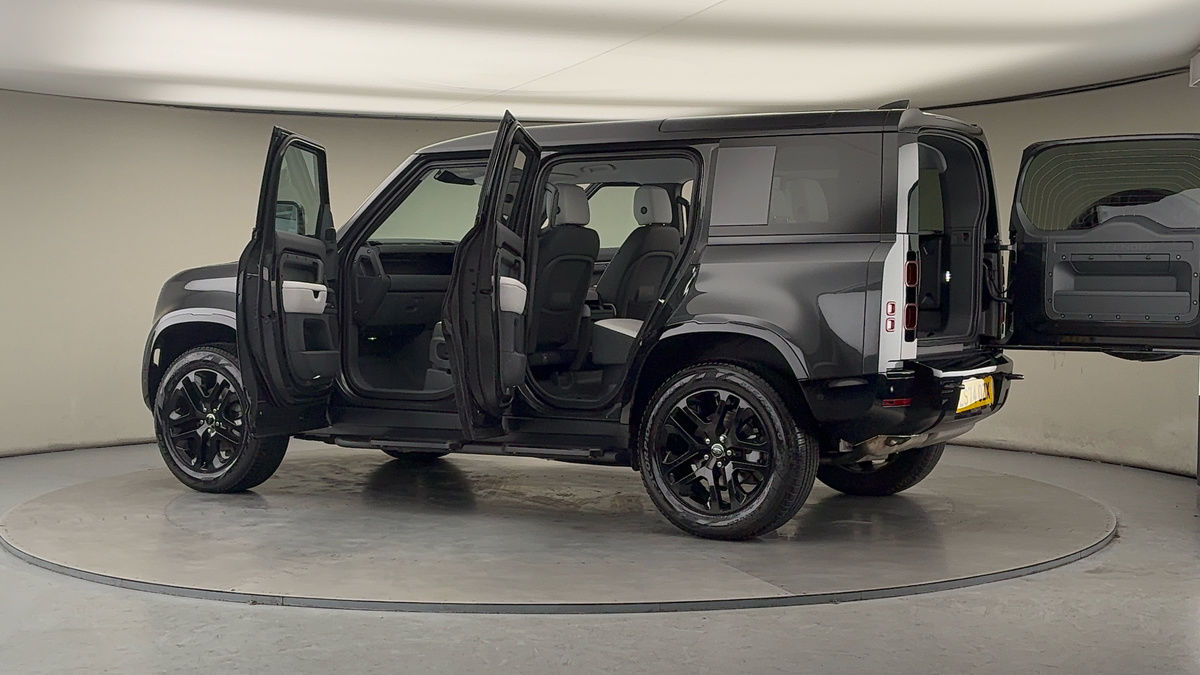 Used Land Rover Defender 110 2024 for sale - 77277058: Photo 45