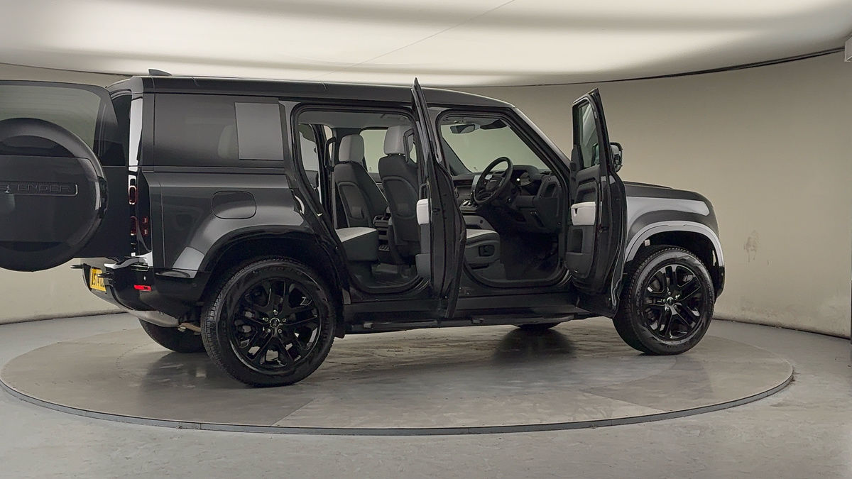 Used Land Rover Defender 110 2024 for sale - 77277058: Photo 57