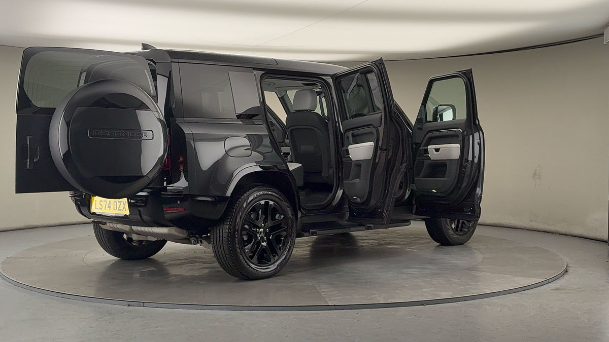 Used Land Rover Defender 110 2024 for sale - 77277058: Photo 58