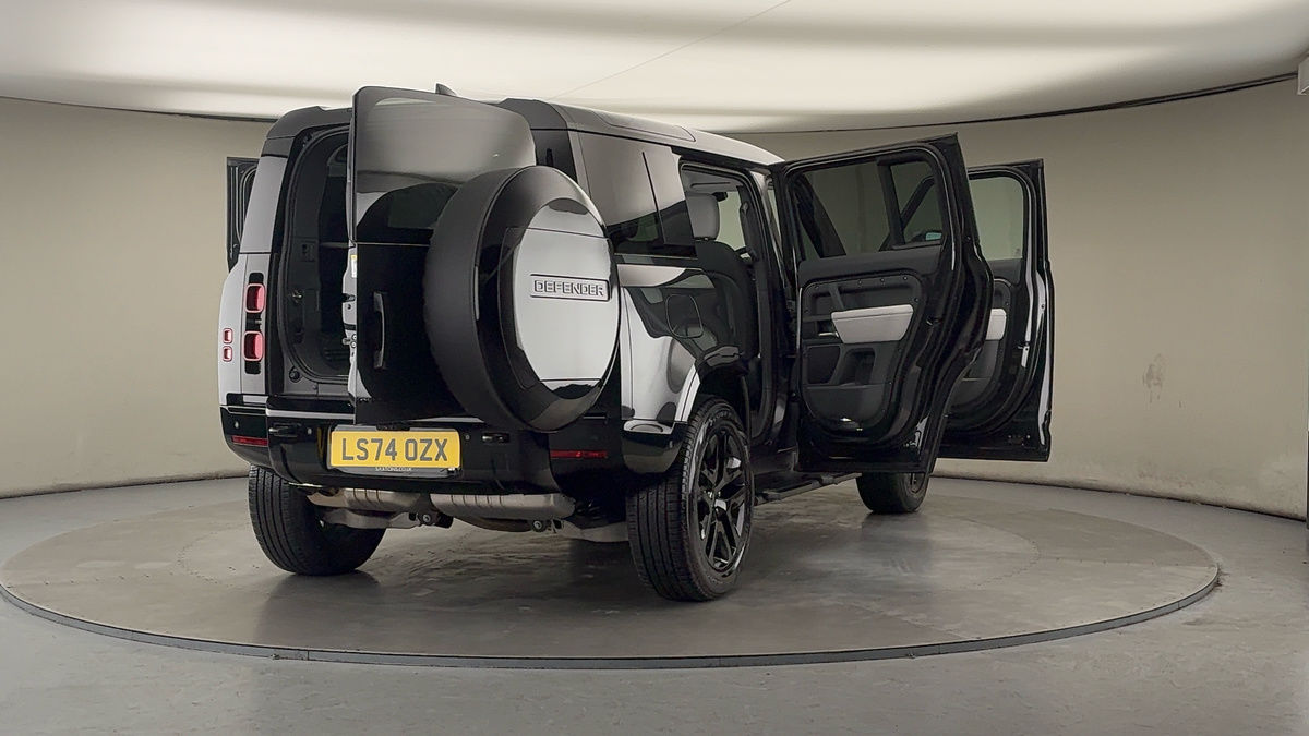 Used Land Rover Defender 110 2024 for sale - 77277058: Photo 59