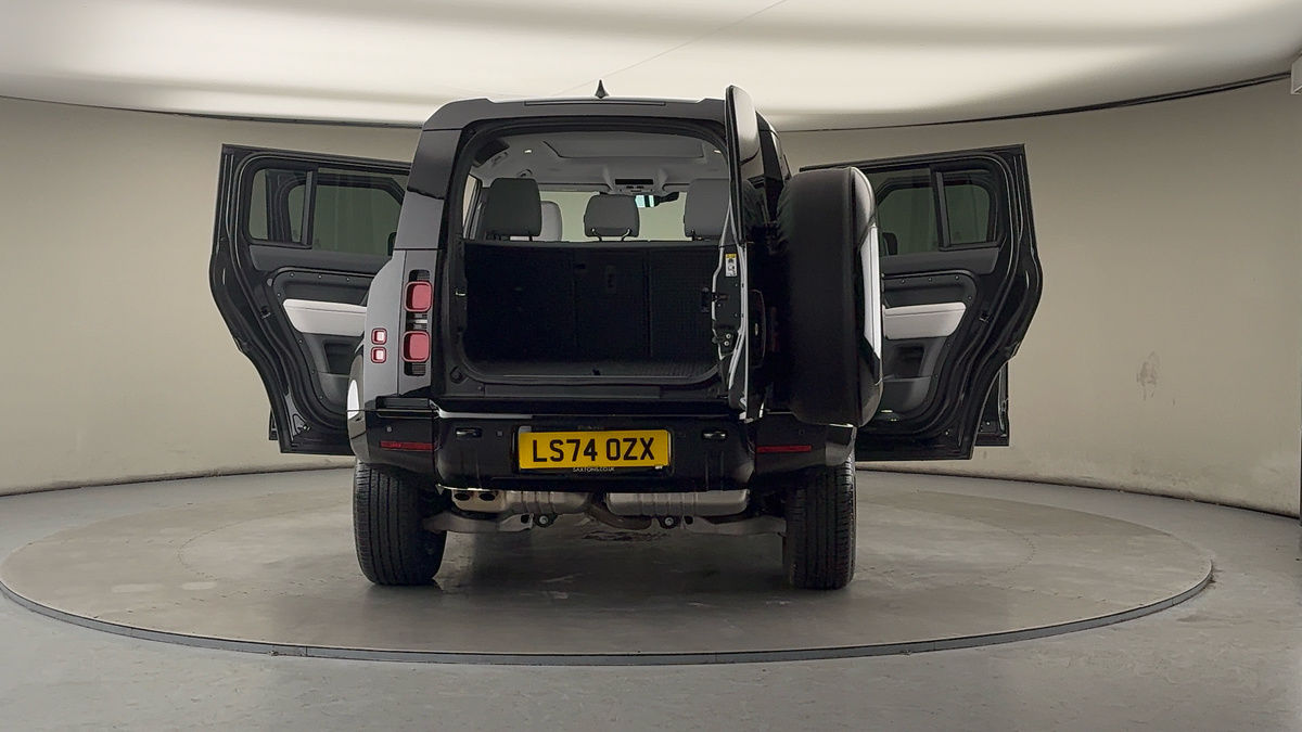 Used Land Rover Defender 110 2024 for sale - 77277058: Photo 60