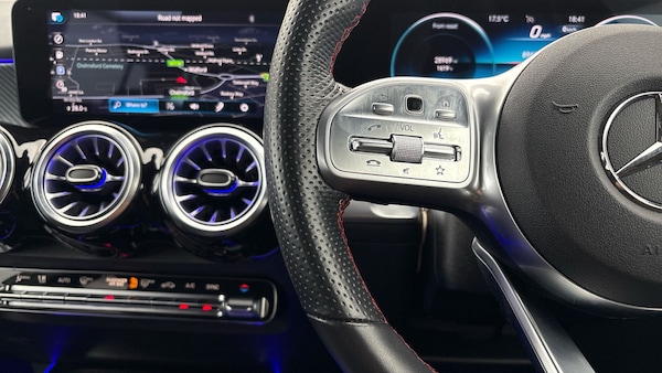 Used Mercedes-Benz GLB 2021 for sale - 76267799: Photo 13