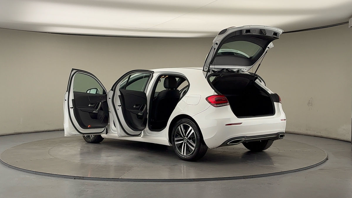 Used Mercedes-Benz A-Class 2022 for sale - 77118323: Photo 44