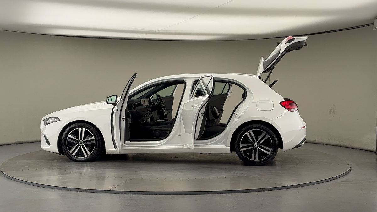 Used Mercedes-Benz A-Class 2022 for sale - 77118323: Photo 46