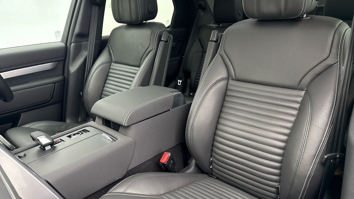 Used Land Rover Discovery 2024 for sale - 77056528: Photo 7