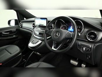 Used Mercedes-Benz V-Class 2024 for sale - 75360534: Photo