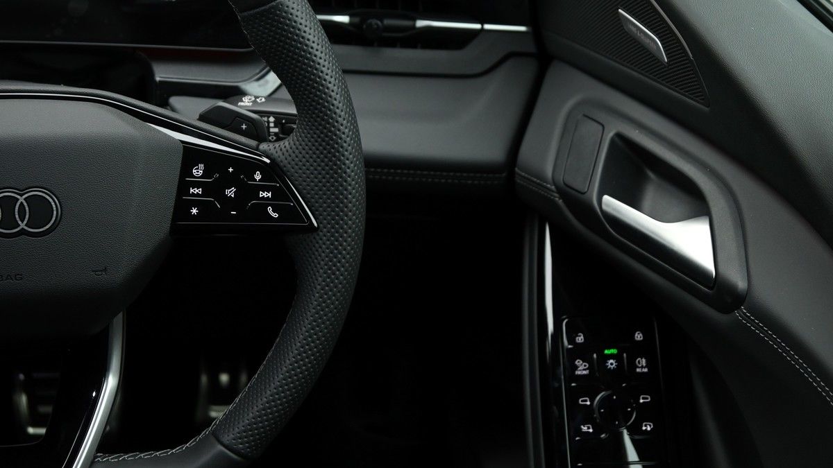 Used Audi Q6 e-tron 2024 for sale - 75878240: Photo 16