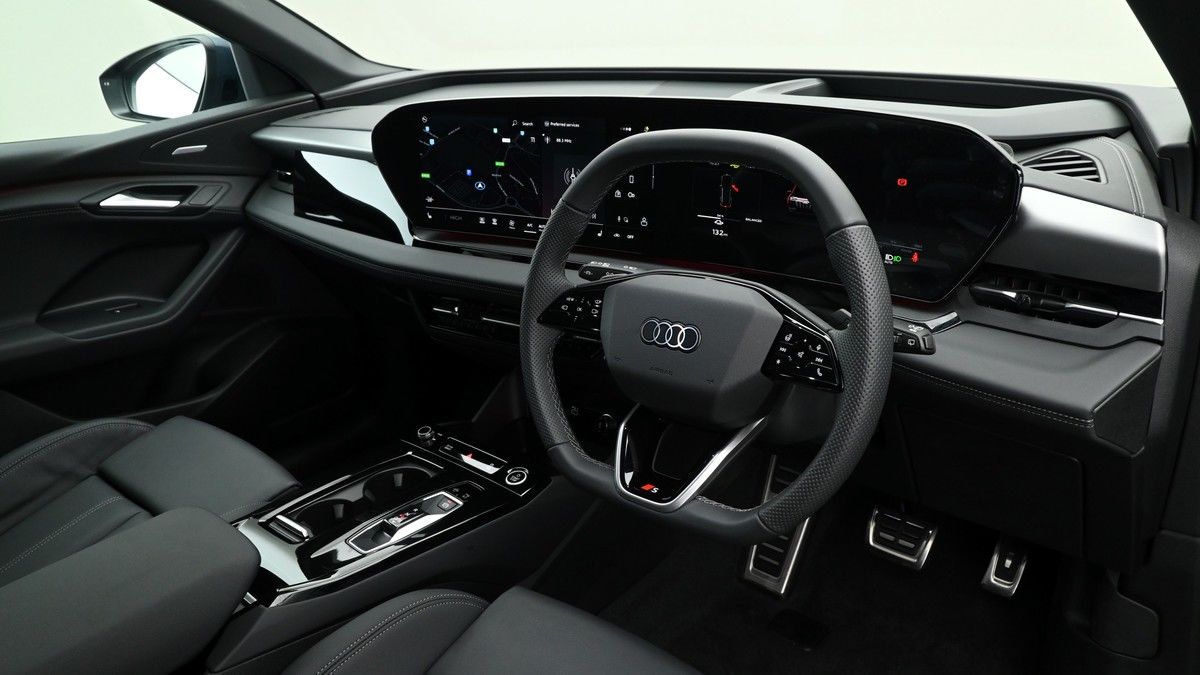 Used Audi Q6 e-tron 2024 for sale - 75878240: Photo 3