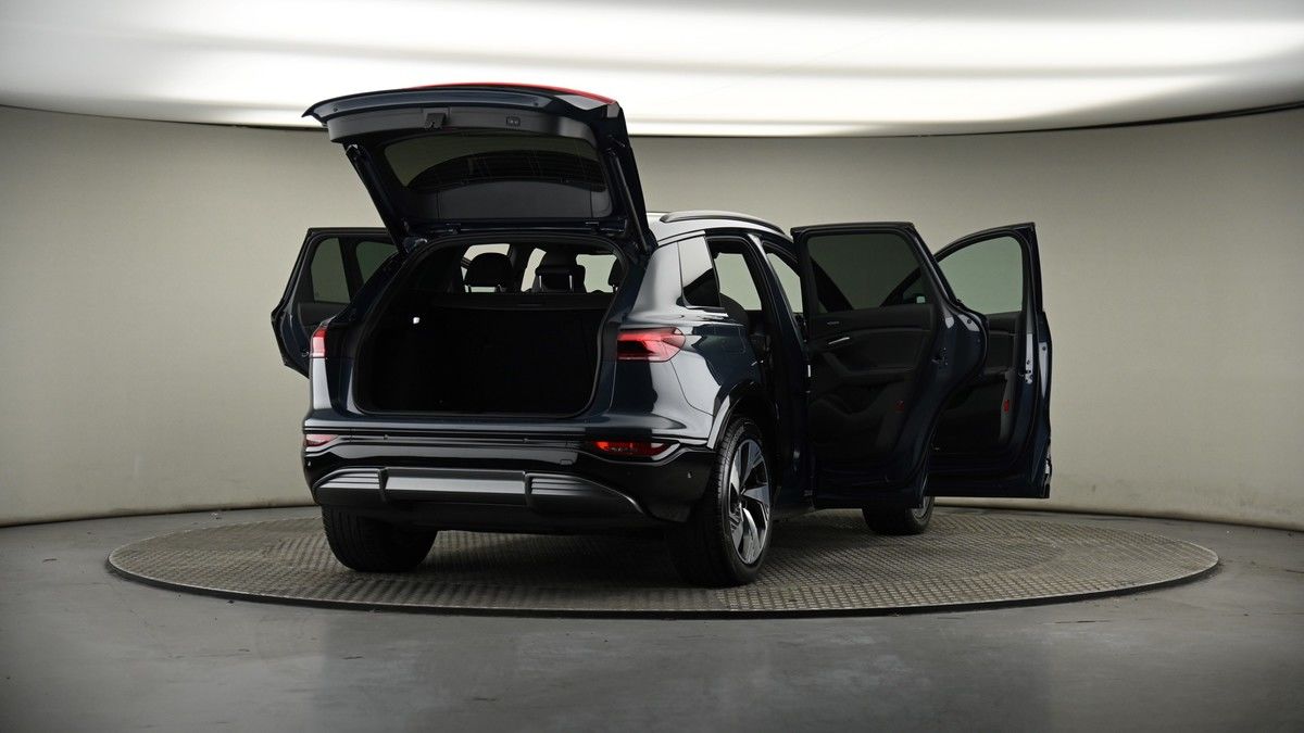 Used Audi Q6 e-tron 2024 for sale - 75878240: Photo 55