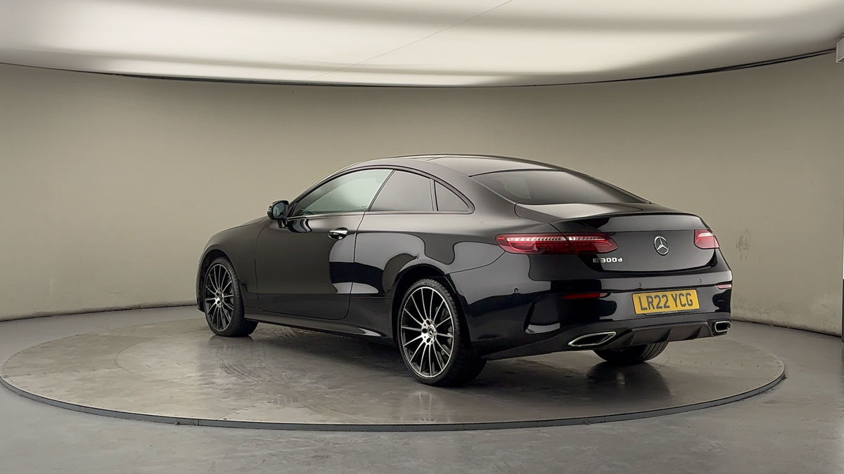 Used Mercedes-Benz E Class 2022 for sale - 77342453: Photo 4