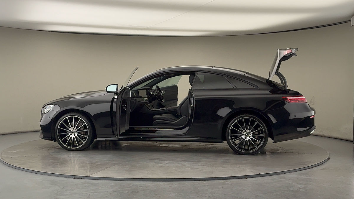 Used Mercedes-Benz E Class 2022 for sale - 77342453: Photo 92