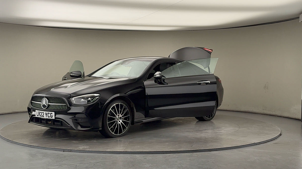 Used Mercedes-Benz E Class 2022 for sale - 77342453: Photo 97