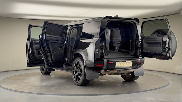 Used Land Rover Defender 110 2022 for sale - 76040268: Photo 23