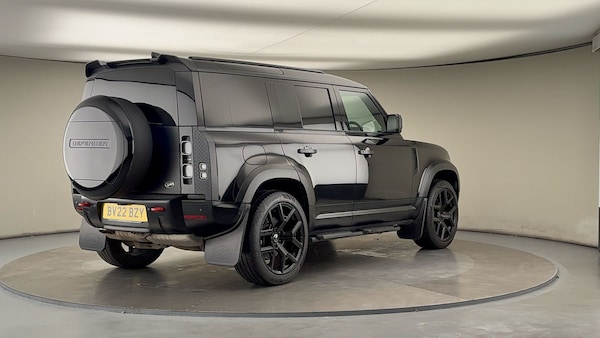 Used Land Rover Defender 110 2022 for sale - 76040268: Photo 40