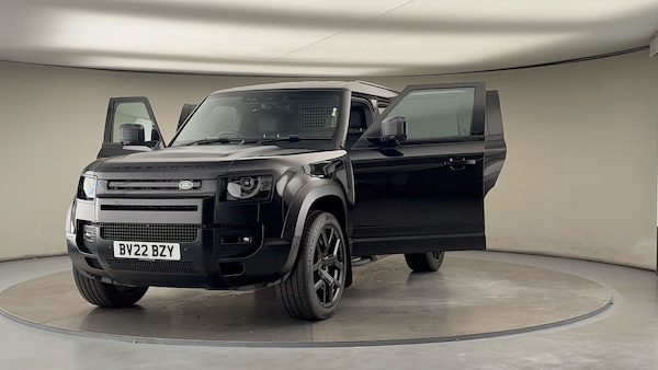 Used Land Rover Defender 110 2022 for sale - 76040268: Photo 51