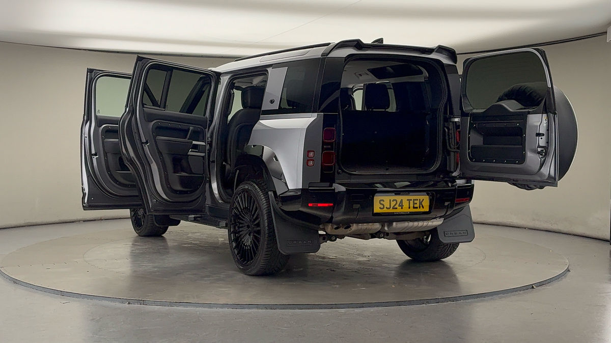 Used Land Rover Defender 2024 for sale - 78213256: Photo 23