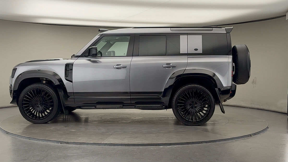 Used Land Rover Defender 2024 for sale - 78213256: Photo 32