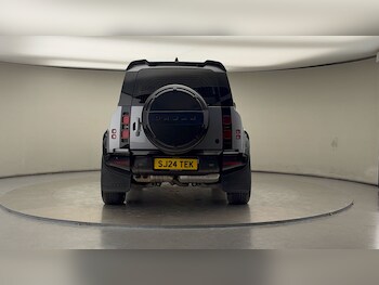 Used Land Rover Defender 2024 for sale - 78213256: Photo