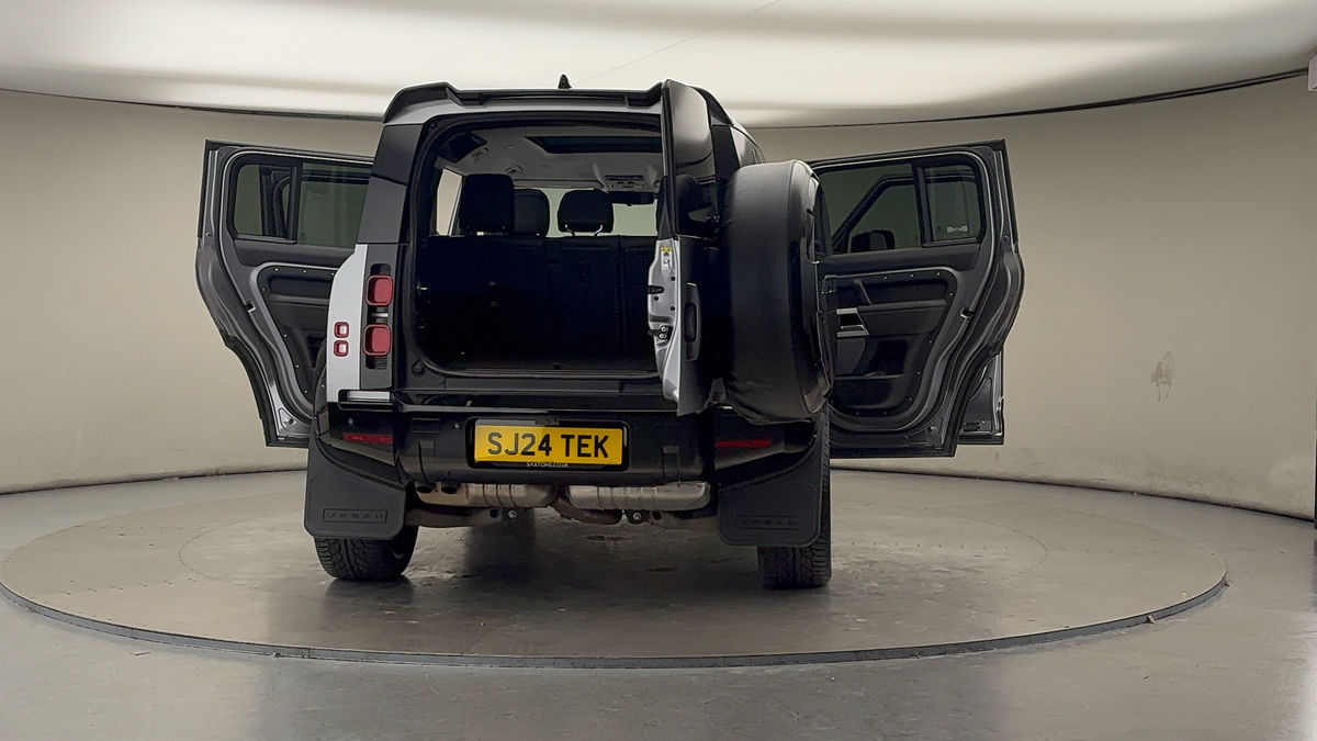 Used Land Rover Defender 2024 for sale - 78213256: Photo 65