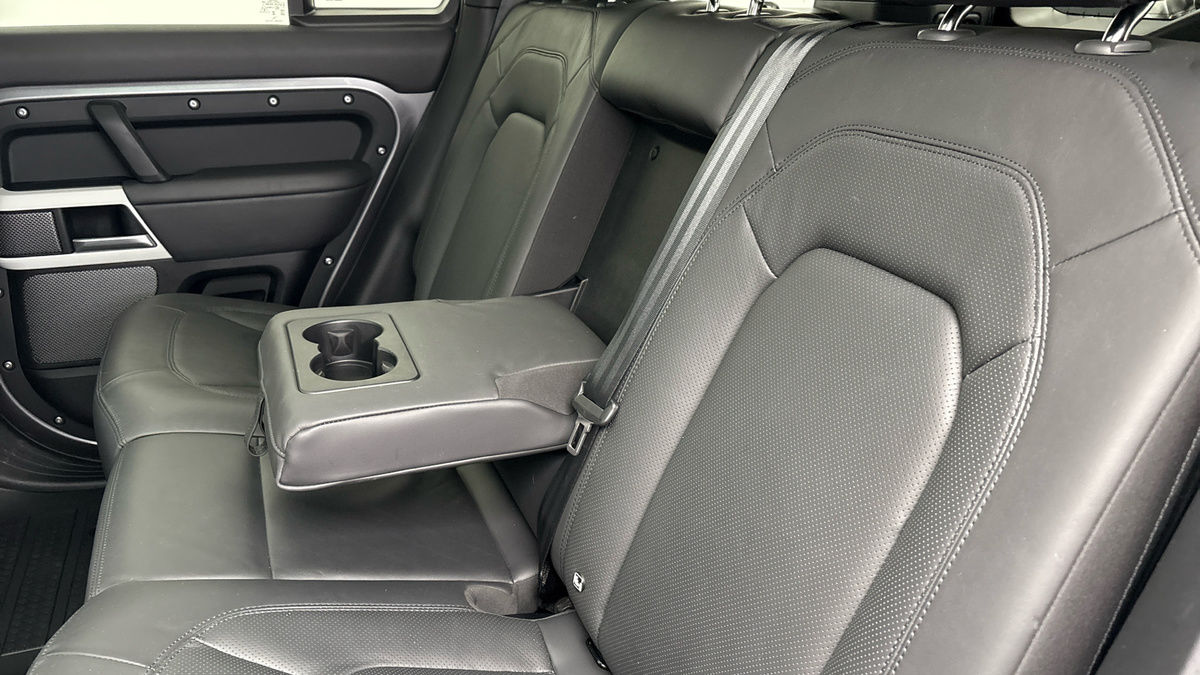 Used Land Rover Defender 2024 for sale - 78213256: Photo 9