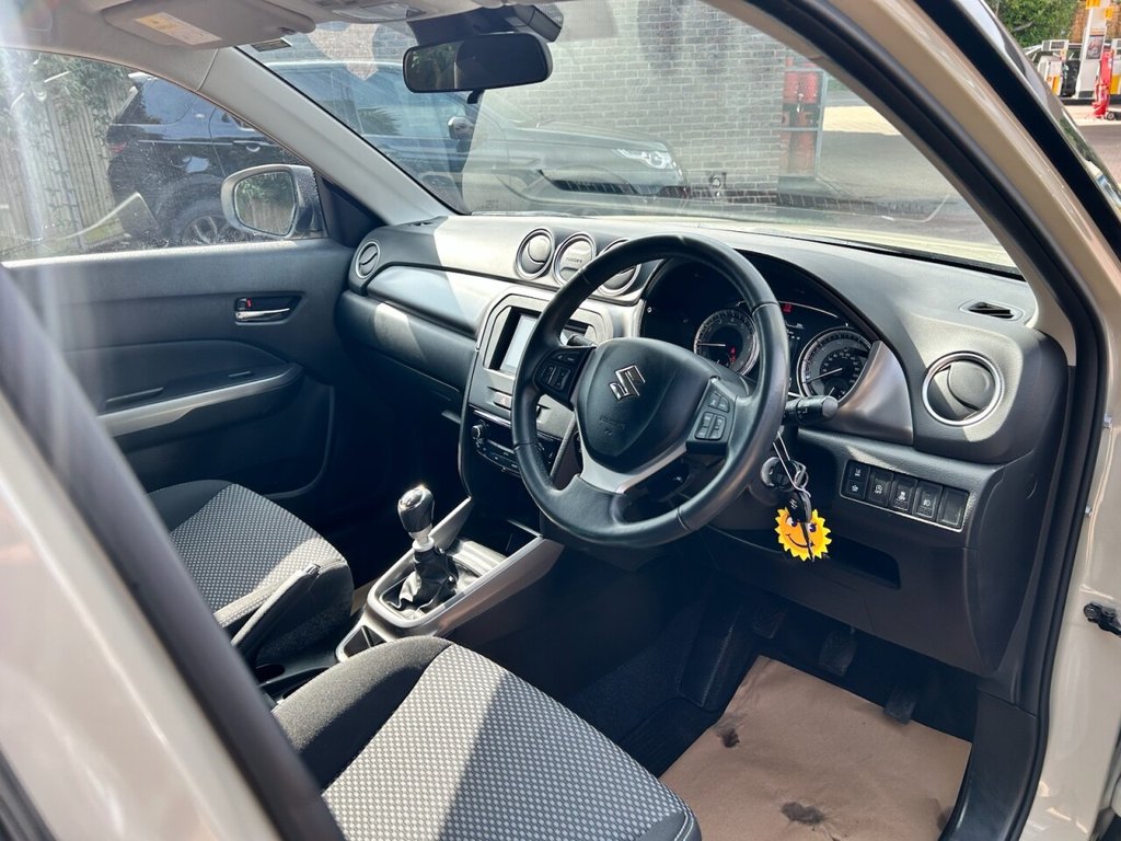 Used Suzuki Vitara 2022 for sale - 77199899: Photo 10