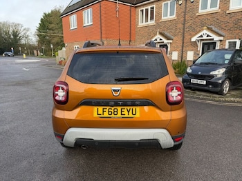 Used Dacia Duster 2018 for sale - 77499383: Photo