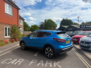 Used Nissan Qashqai 2017 for sale - 79581585: Photo
