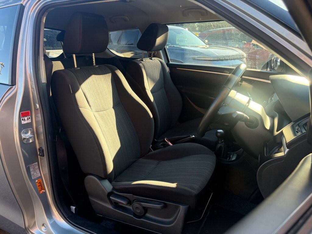 Used Suzuki Swift 2015 for sale - 77976598: Photo 10