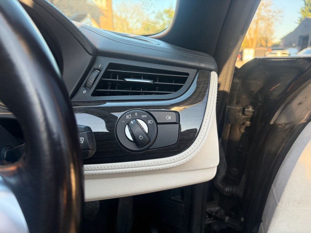 Used BMW Z4 2009 for sale - 77978939: Photo 10