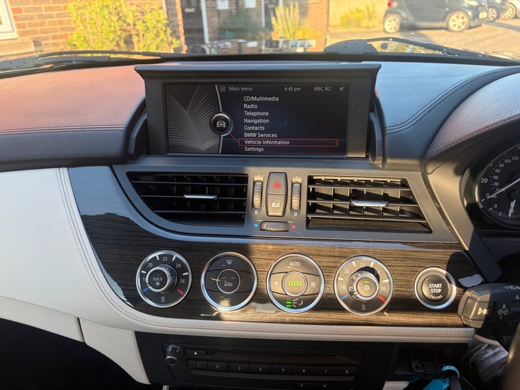 Used BMW Z4 2009 for sale - 77978939: Photo 13